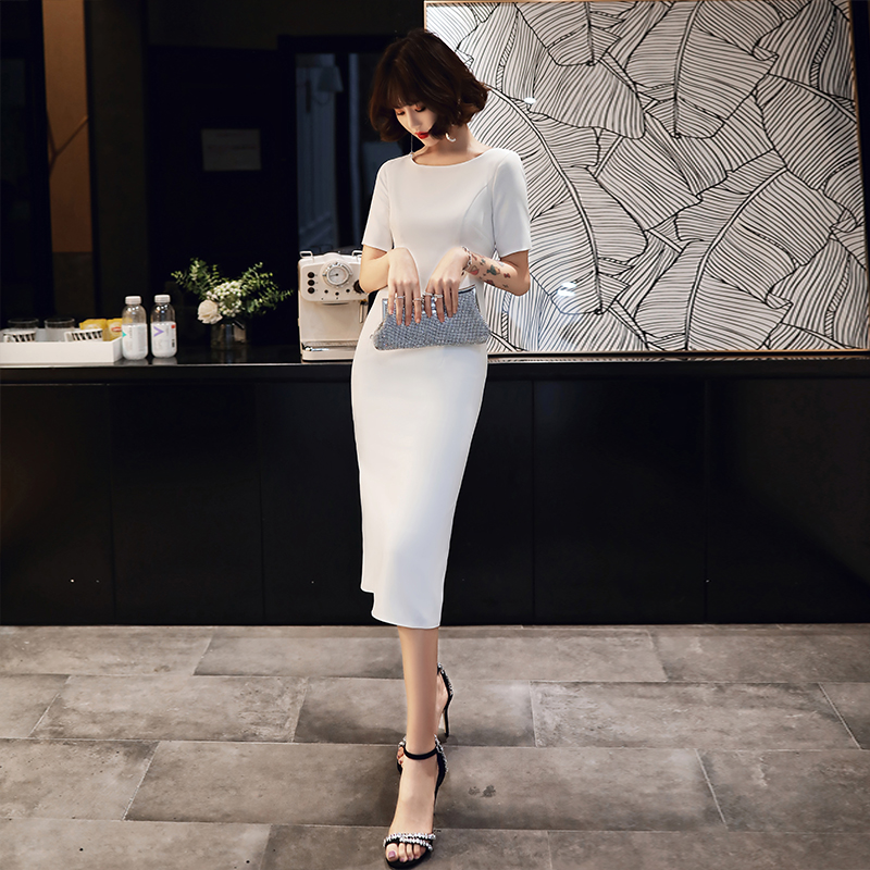 ชุดราตรี ชุดราตรีสวยหรู แบบ ทันสมัย Evening dress