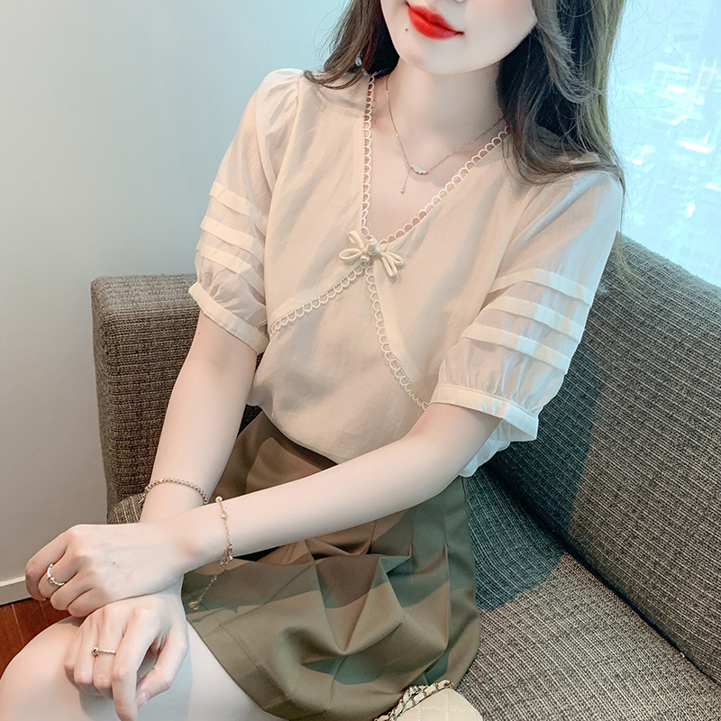 เสื้อผ้าวัยรุ่นเกาหลี เสื้อยืดวัยรุ่นผู้หญิง มีขนาด S M L XL