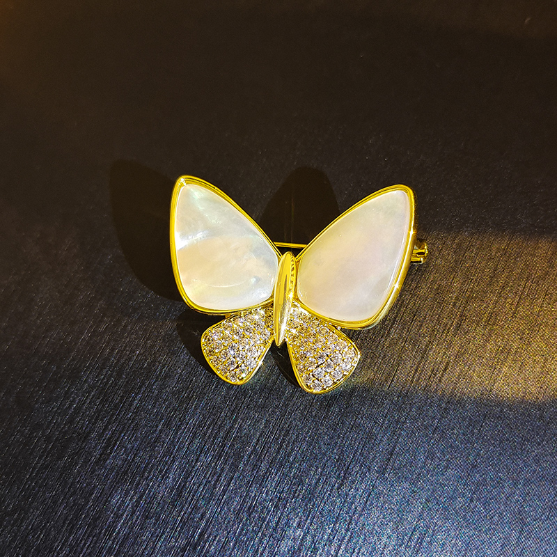 เข็มกลัด เข็มกลัดสวยๆ เข็มกลัดติดเสื้อ Brooch