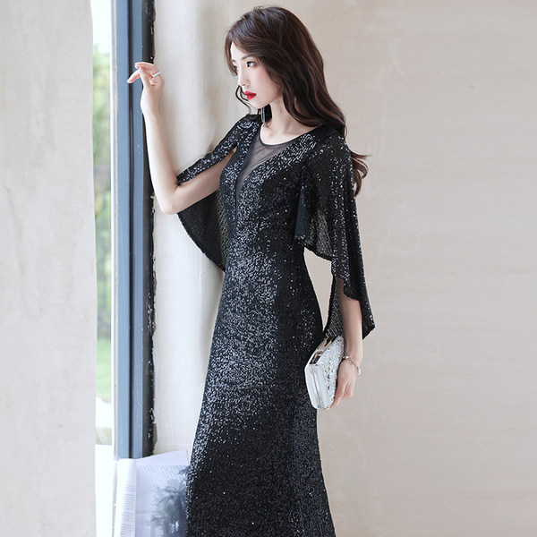 ชุดราตรี ชุดราตรีสวยหรู แบบ ทันสมัย Evening dress