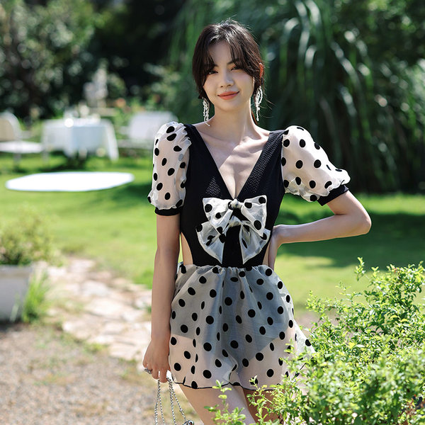 ชุดว่ายน้ำผู้หญิง ชุดว่ายน้ำน่ารัก Bikini ชุดไปทะเล