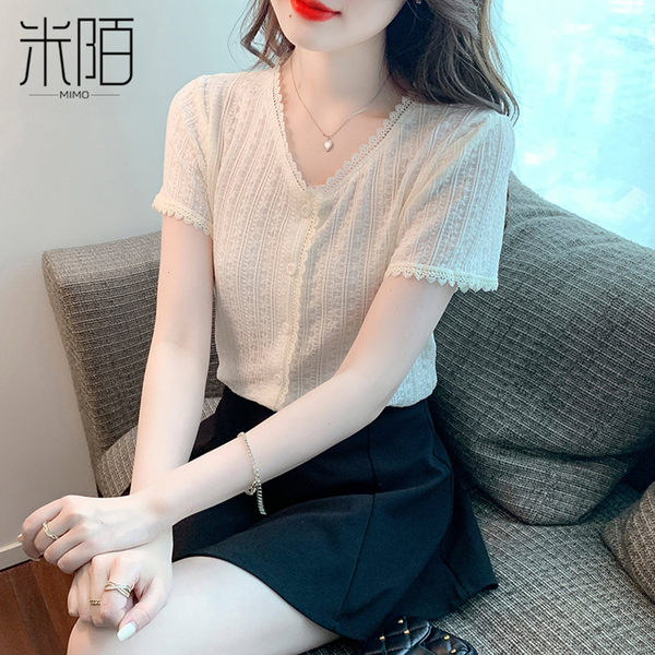 เสื้อลูกไม้ แขนสั้น
