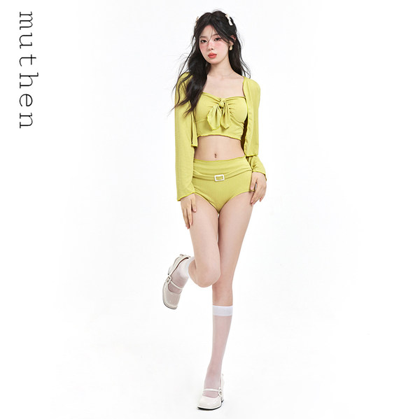ชุดว่ายน้ำผู้หญิง ชุดว่ายน้ำน่ารัก Bikini ชุดไปทะเล