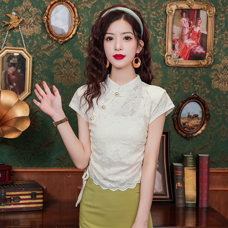 เสื้อเชิ้ตผู้หญิงใส่ทํางาน 390 บาทต่อชิ้น ฟรีค่าจัดส่ง