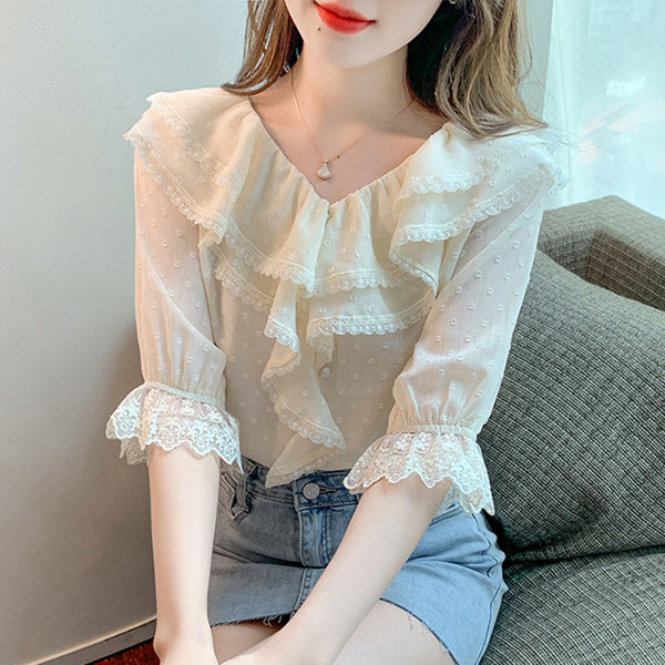 เสื้อลูกไม้ แขนสั้น