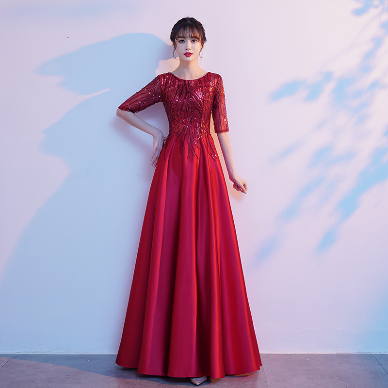 ชุดราตรี ชุดราตรีสวยหรู แบบ ทันสมัย Evening dress