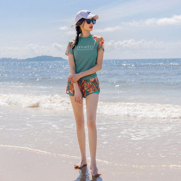 ชุดว่ายน้ำผู้หญิง ชุดว่ายน้ำน่ารัก Bikini ชุดไปทะเล