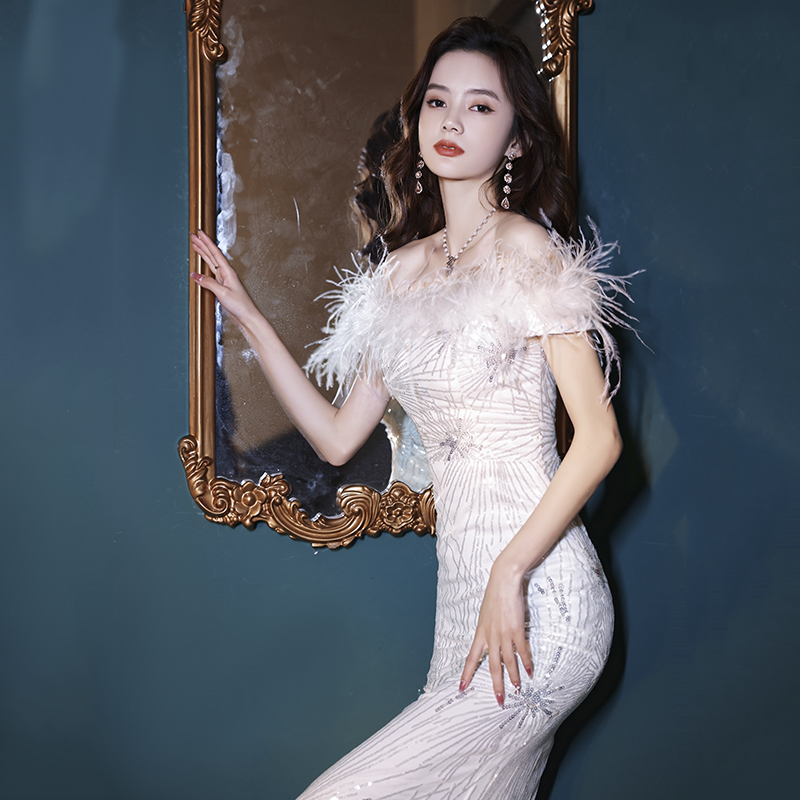 ชุดราตรี ชุดราตรีสวยหรู แบบ ทันสมัย Evening dress