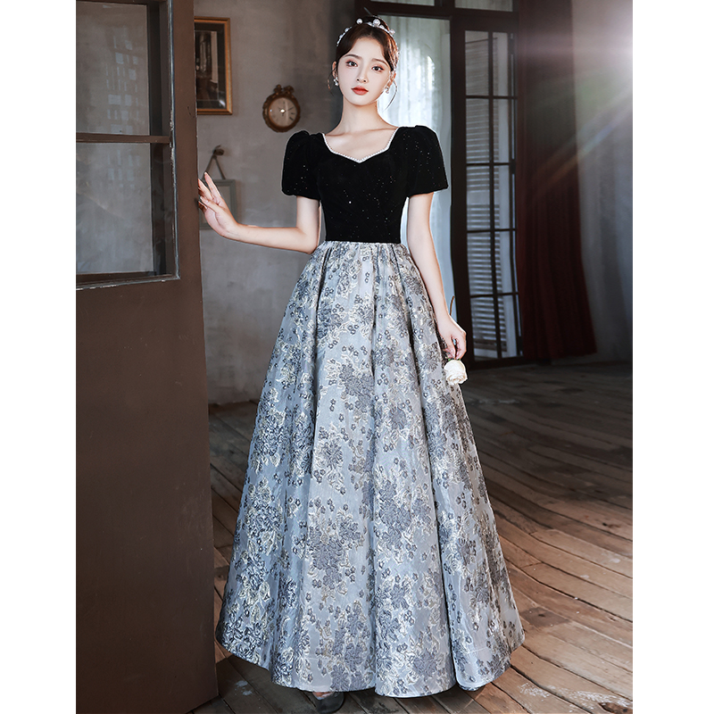 ชุดราตรี ชุดราตรีสวยหรู แบบ ทันสมัย Evening dress