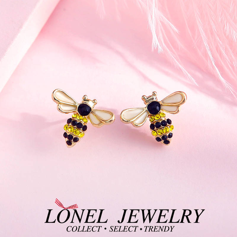ต่างหู ตุ้มหูแฟชั่น By LONEL