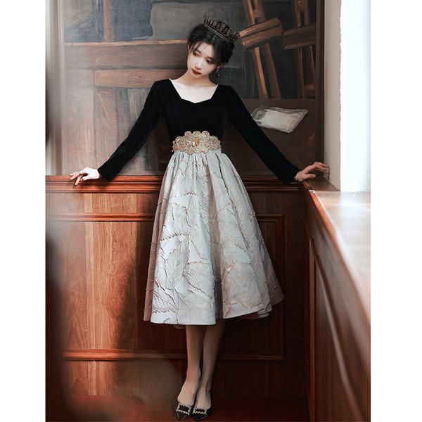 ชุดราตรี ชุดราตรีสวยหรู แบบ ทันสมัย Evening dress