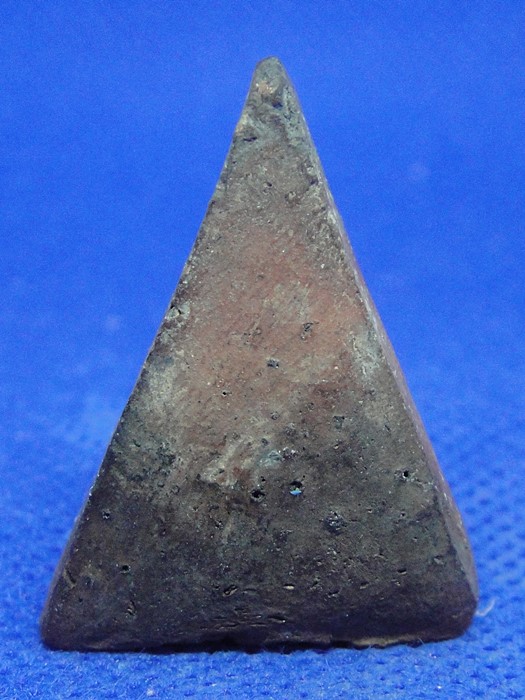 หลวงปู่ยี วัดดงตาก้อนทอง