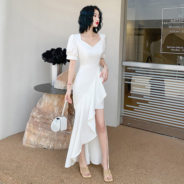ชุดราตรี ชุดราตรีสวยหรู แบบ ทันสมัย Evening dress