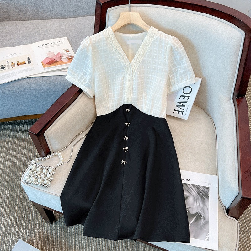 เดรสสาวอวบ มีไซส์ L-4XLอกเสื้อ 38-47 นิ้ว ใส่ได้ทั้งสาวหุ่นดีน่ารักจนถึงสาวอวบพลัสไซส์ จัดส่งฟรี! ทักแชทสั่งซื้อ