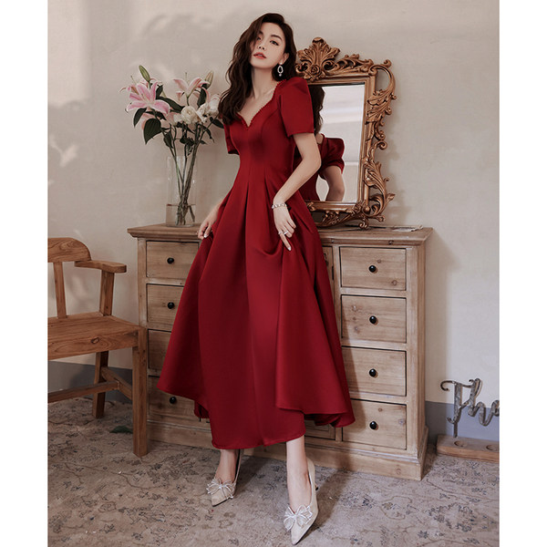 ชุดราตรี ชุดราตรีสวยหรู แบบ ทันสมัย Evening dress