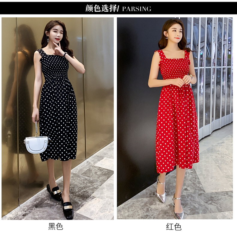 Dress4596 เดรสยาวลายจุดสม็อคช่วงอกและเอว ผ้าชีฟองทึบแสงเนื้อดีนุ่มใส่สบาย งานน่ารักใส่เก๋ๆ ได้บ่อย ทรงนี้มีติดตู้ไว้ใส่ได้เรื่อยๆ เลยจ้า มี 2 สี ดำ, แดง