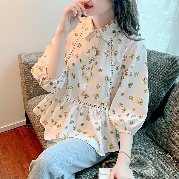เสื้อลูกไม้ แขนสั้น