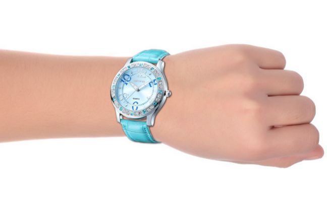 นาฬิกาข้อมือ ผู้หญิง สายหนัง ฝังเพชร คริสตัล ออสเตเรีย รอบตัวเรือน เพิ่มความ หรูหรา มีระดับ สีฟ้า สวยใส สีขาว เรียบร้อย ชมพู สวยหวาน 738828