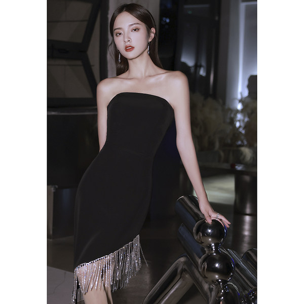 ชุดราตรี ชุดราตรีสวยหรู แบบ ทันสมัย Evening dress