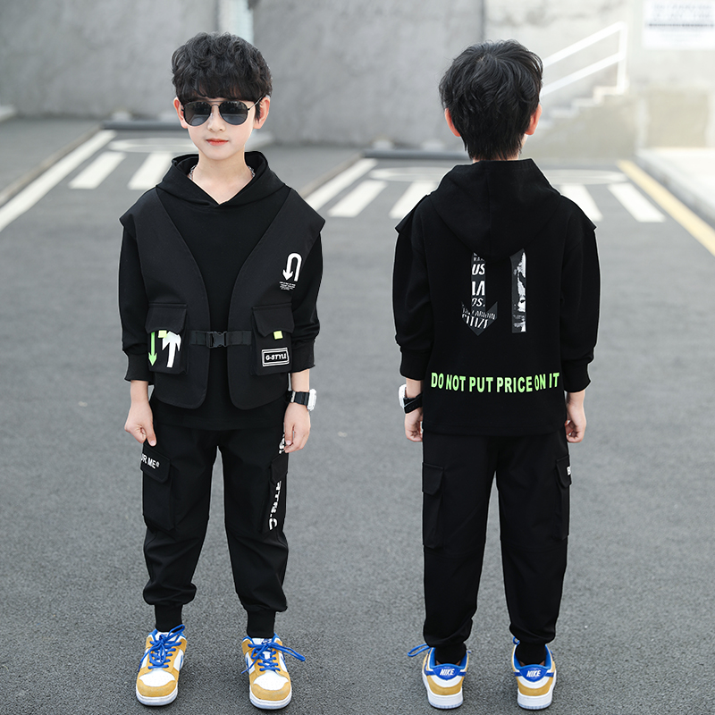 เสื้อผ้าเด็กผู้ชาย