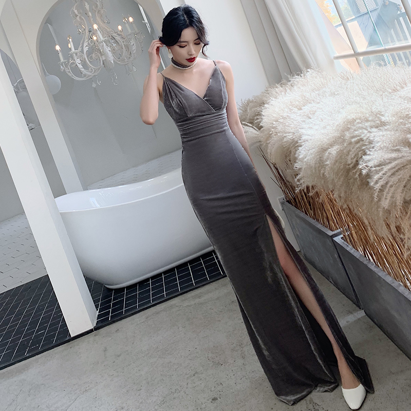 ชุดราตรี ชุดราตรีสวยหรู แบบ ทันสมัย Evening dress