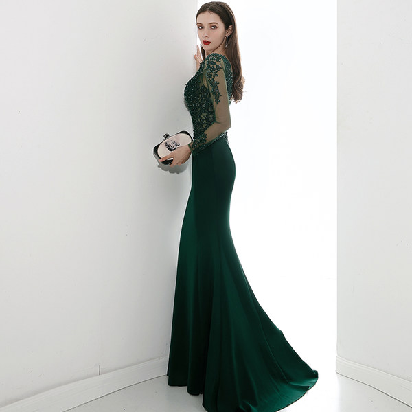 ชุดราตรี ชุดราตรีสวยหรู แบบ ทันสมัย Evening dress
