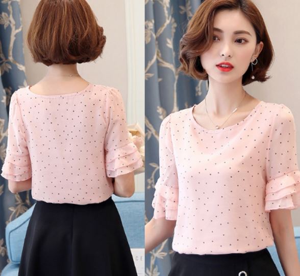 เสื้อแฟชั่น เสื้อใส่ทำงาน เสื้อผู้หญิง แขนสั้น ผ้าซีฟอง ลายจุด สีชมพู แขนเสื้อ มีระบายเล็กน้อย เนื้อผ้า 2 ชั้น เสื้อใส่เที่ยว ใส่ทำงาน วัยรุ่น 674821