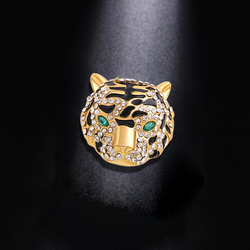 เข็มกลัด เข็มกลัดสวยๆ เข็มกลัดติดเสื้อ Brooch