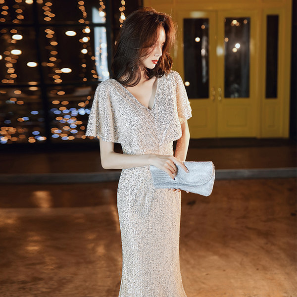 ชุดราตรี ชุดราตรีสวยหรู แบบ ทันสมัย Evening dress