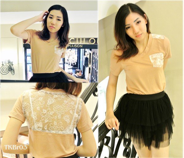 เสื้อแฟชั่น เสื้อยืดคอวี หลังลูกไม้