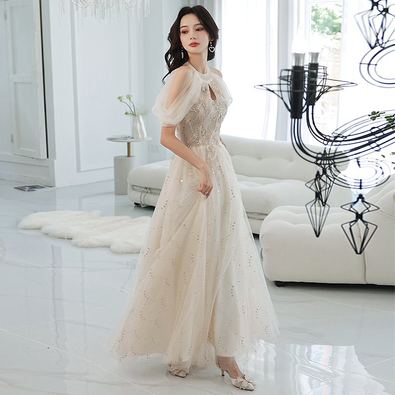 ชุดราตรี ชุดราตรีสวยหรู แบบ ทันสมัย Evening dress