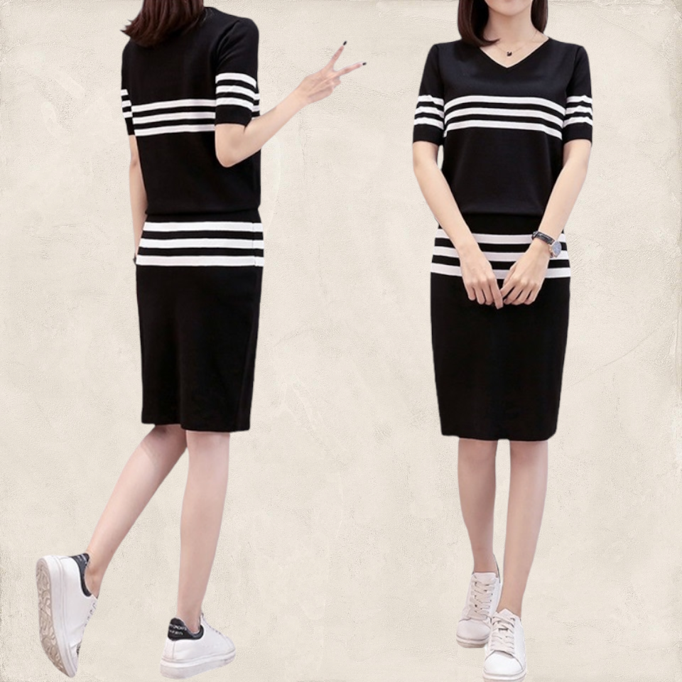 Set_bs1731 ชุดเซ็ทไหมพรม 2 ชิ้น(เสื้อ+กระโปรง) เสื้อคอวี+กระโปรงทรงเข้ารูป งานไหมพรมเนื้อนุ่มเนียนมีน้ำหนักยืดหยุ่นสูง