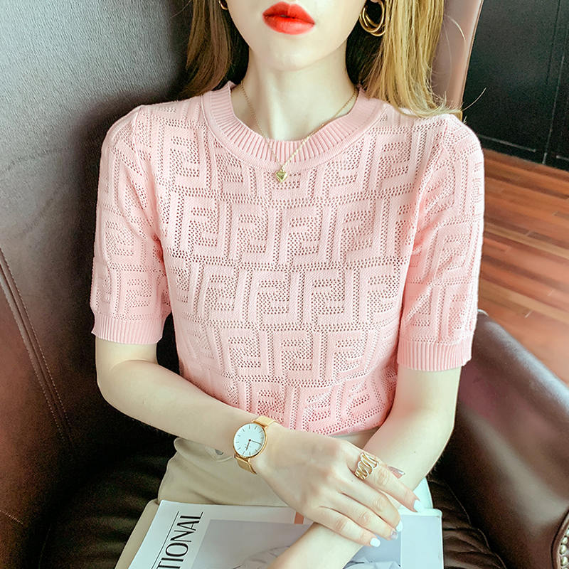 เสื้อยืดวัยรุ่น ลายน่ารักจาก Yan Li ส่งฟรีทั่วประเทศไทย