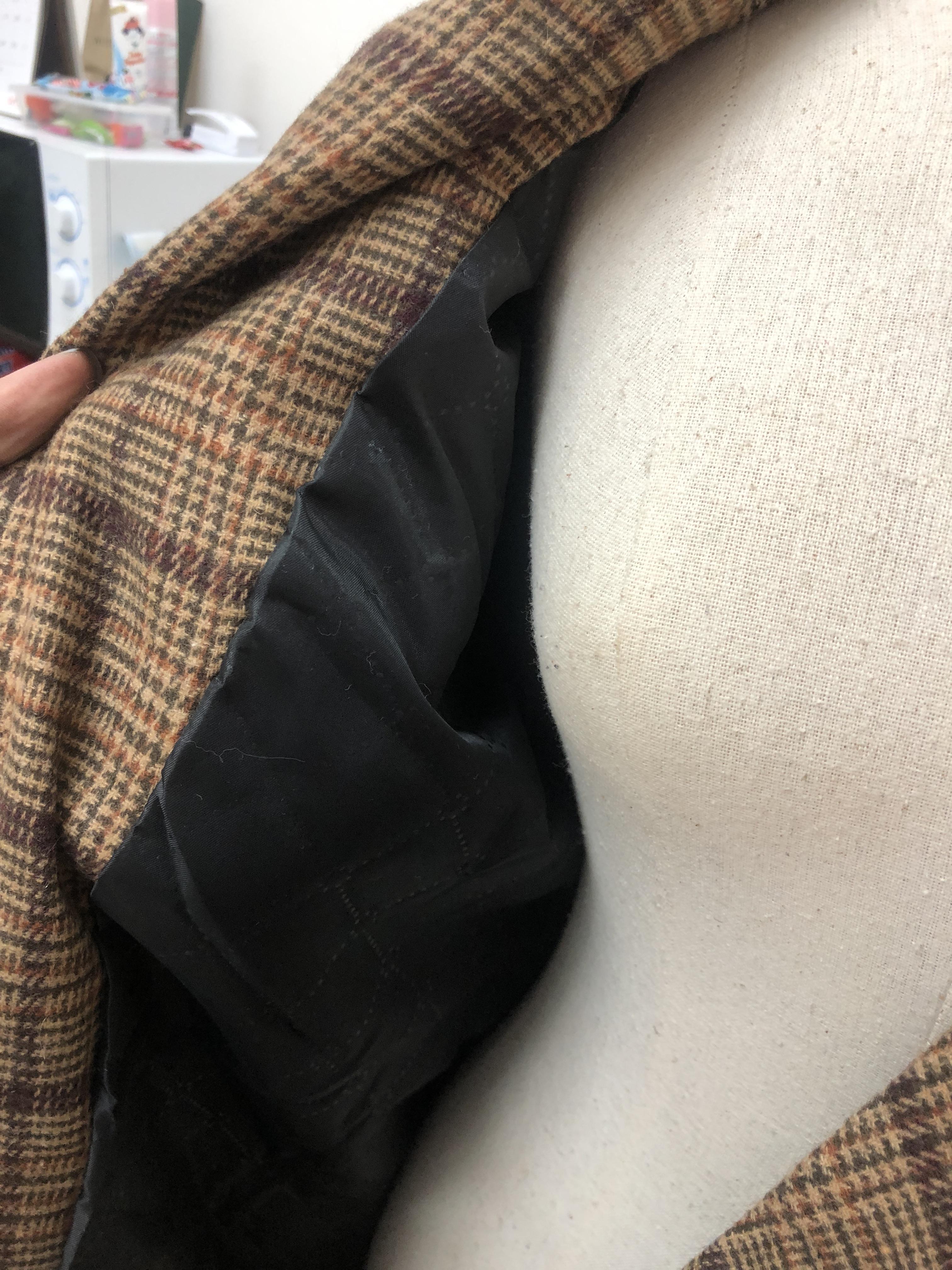 เสื้อคลุมกันหนาว สไตล์ญี่ปุ่น ผ้ากระสอบลายสก๊อต บุซับในกันลม ใครชอบแนวนี้ต้องรีบจัดเลยจ้า