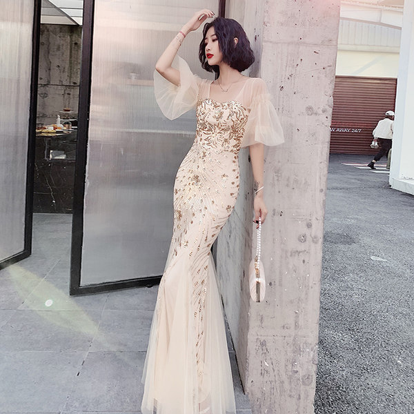 ชุดราตรี ชุดราตรีสวยหรู แบบ ทันสมัย Evening dress