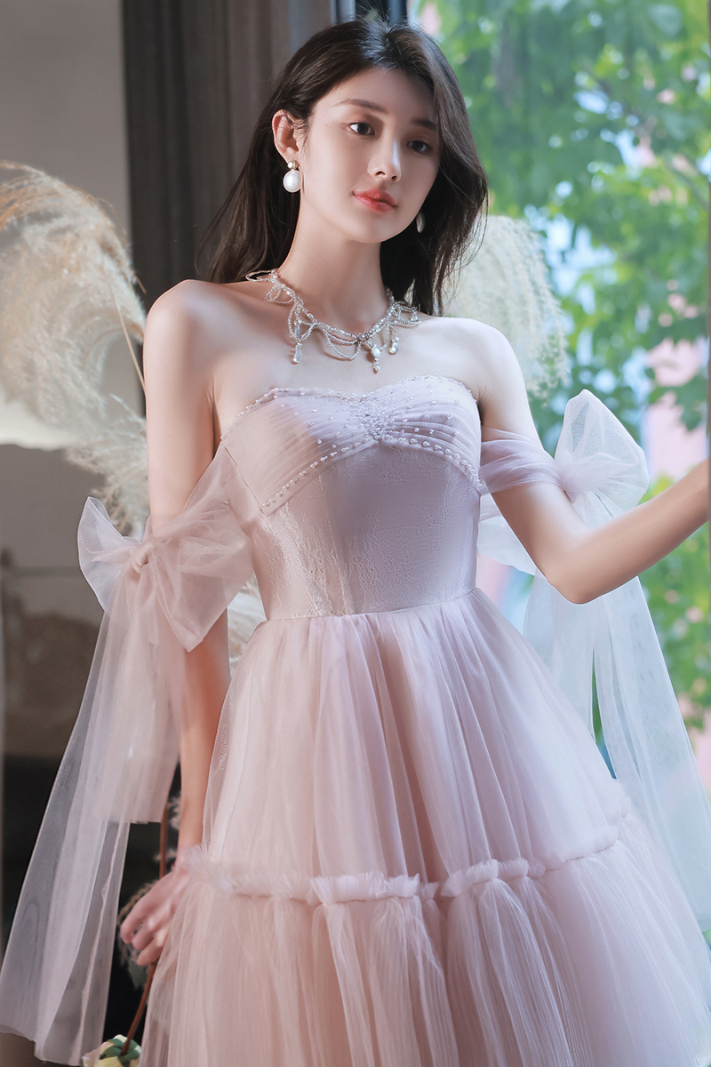 ชุดราตรี ชุดราตรีสวยหรู แบบ ทันสมัย Evening dress