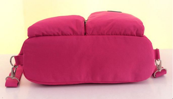 กระเป๋าสะพายข้างผู้หญิง กระเป๋าผ้าไนลอน กันน้ำ อย่างดี ดีไซน์สวย มีหลายสี กระเป๋าใส่ Ipad ได้ สีฟ้า ชมพู ม่วง แดง เขียว สวยเก๋ ค่ะ 431424