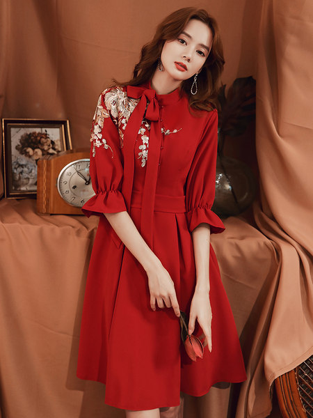 ชุดราตรี ชุดราตรีสวยหรู แบบ ทันสมัย Evening dress