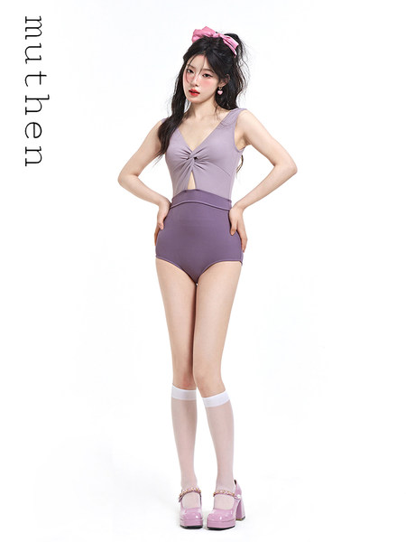 ชุดว่ายน้ำผู้หญิง ชุดว่ายน้ำน่ารัก Bikini ชุดไปทะเล