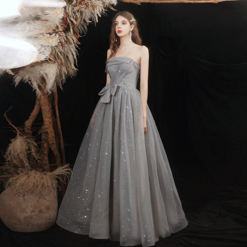 ชุดราตรี ชุดราตรีสวยหรู แบบ ทันสมัย Evening dress