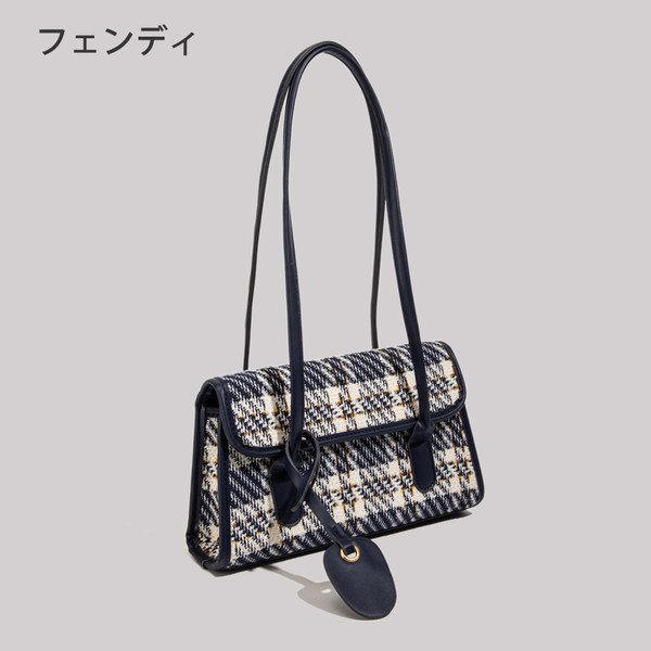 กระเป๋าสะพายข้างผู้หญิง กระเป๋าสะพายสไตล์เกาหลี By Japanese フェンディ authentic bag