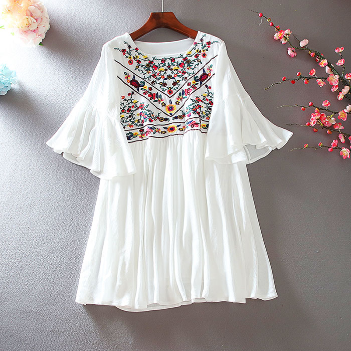เสื้อลินิน เสื้อผ้าฝ้ายลินิน เสื้อเชิ้ตผ้าลินิน ปักลายสวยๆด้วยด้าย สไตล์VINTAGE BY Dreamroom