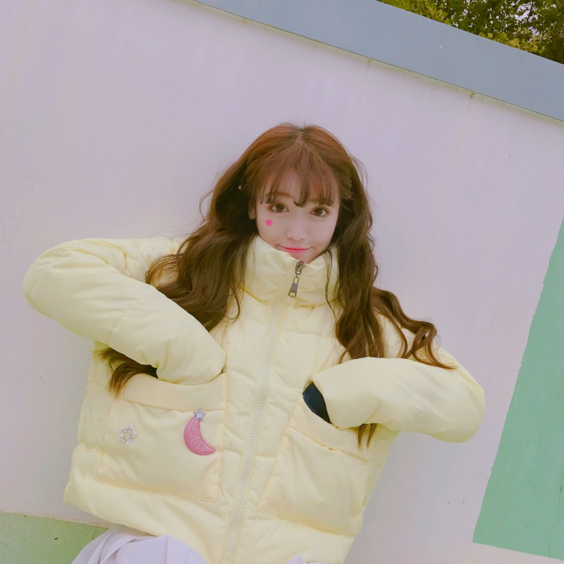 เสื้อกันหนาว ตัวสั้น สีเหลืองน่ารักมาๆ งานจริงตามแบบเลยจ้า