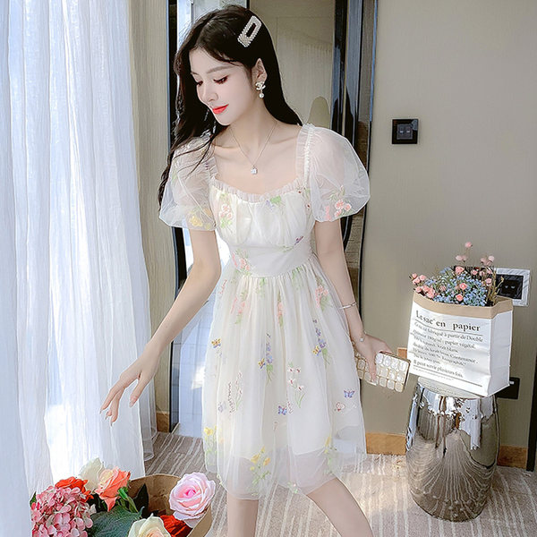 ชุดเดรสสวยๆ ชุดเดรสน่ารักๆ สไตล์เกาหลี By Meiyi women's clothing