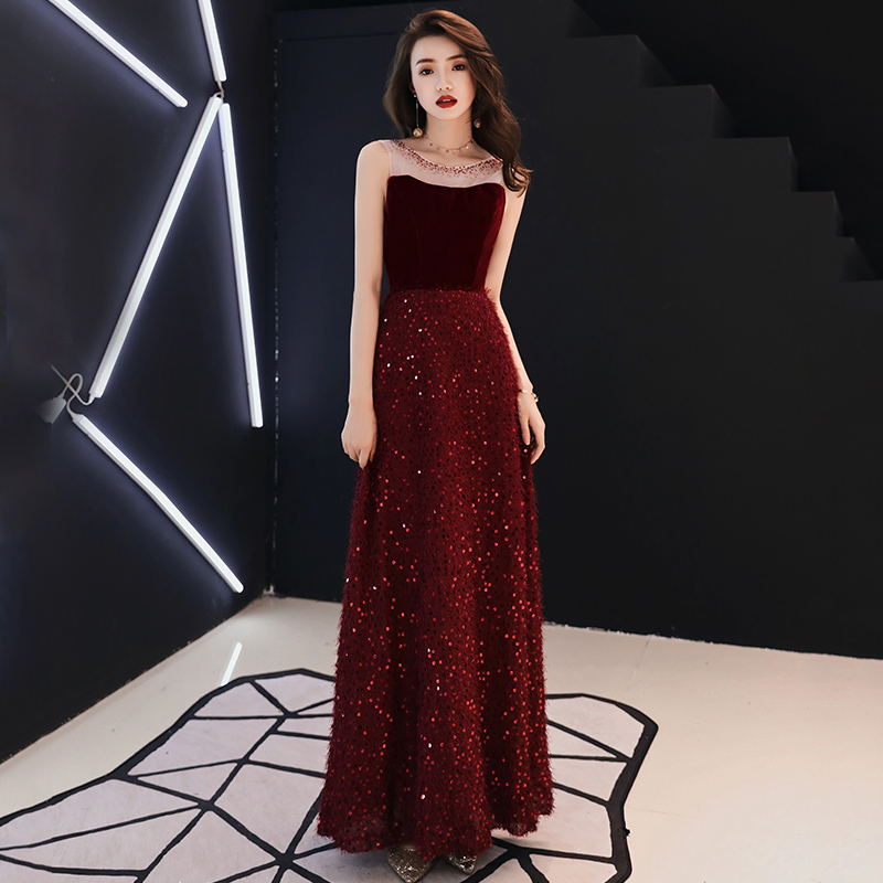 ชุดราตรี ชุดราตรีสวยหรู แบบ ทันสมัย Evening dress
