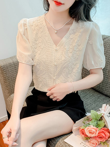 เสื้อลูกไม้ แขนสั้น