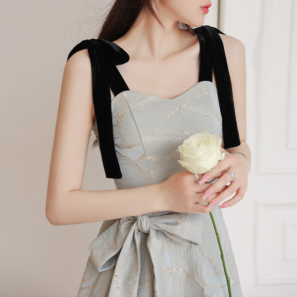 ชุดราตรี ชุดราตรีสวยหรู แบบ ทันสมัย Evening dress