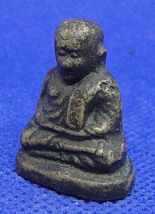 หลวงพ่อเงิน วัดบางคลาน