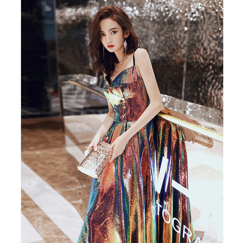 ชุดราตรี ชุดราตรีสวยหรู แบบ ทันสมัย Evening dress