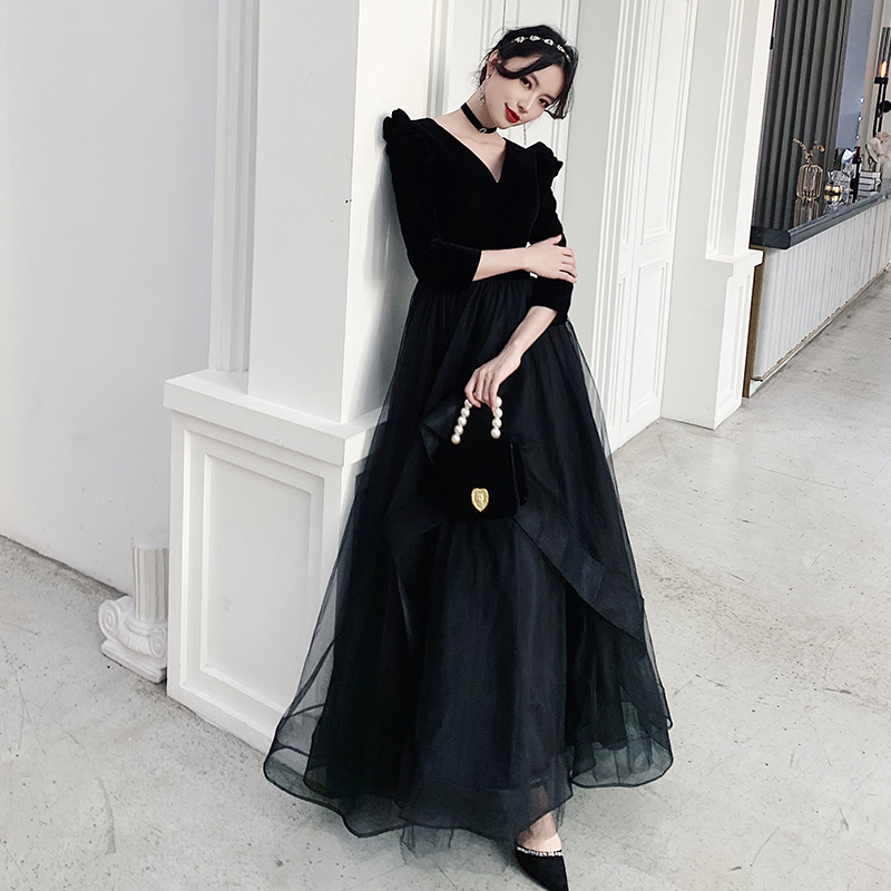 ชุดราตรี ชุดราตรีสวยหรู แบบ ทันสมัย Evening dress